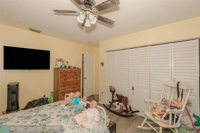 $575,000 | Three Lakes, Miami, FL 33186