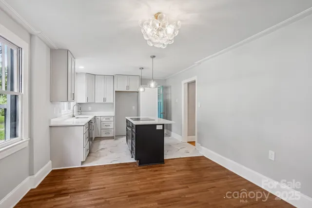 $279,900 | 301 East Lee Avenue, Bessemer City, NC 28016