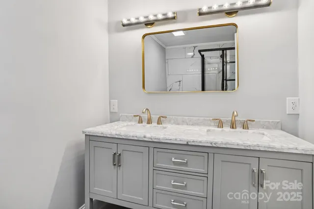 $279,900 | 301 East Lee Avenue, Bessemer City, NC 28016