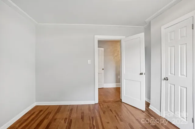 $279,900 | 301 East Lee Avenue, Bessemer City, NC 28016