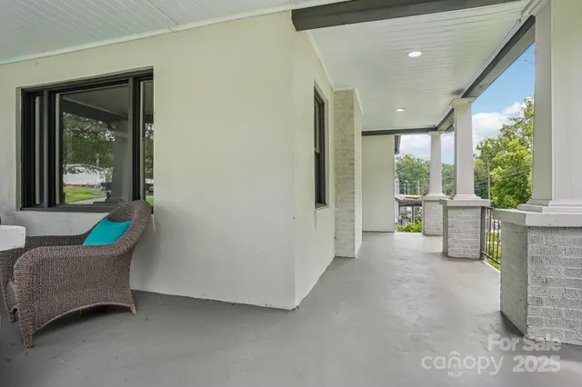 $279,900 | 301 East Lee Avenue, Bessemer City, NC 28016