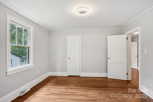 $279,900 | 301 East Lee Avenue, Bessemer City, NC 28016