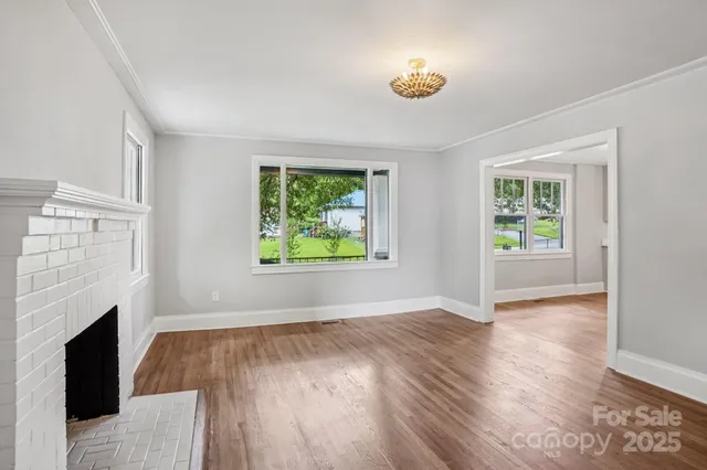 $279,900 | 301 East Lee Avenue, Bessemer City, NC 28016