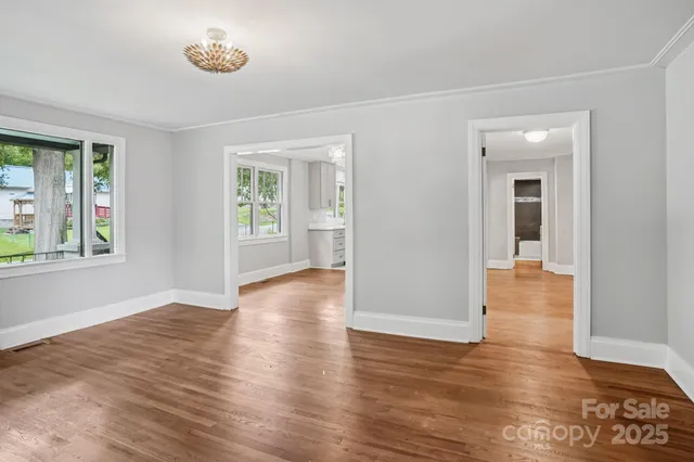 $279,900 | 301 East Lee Avenue, Bessemer City, NC 28016