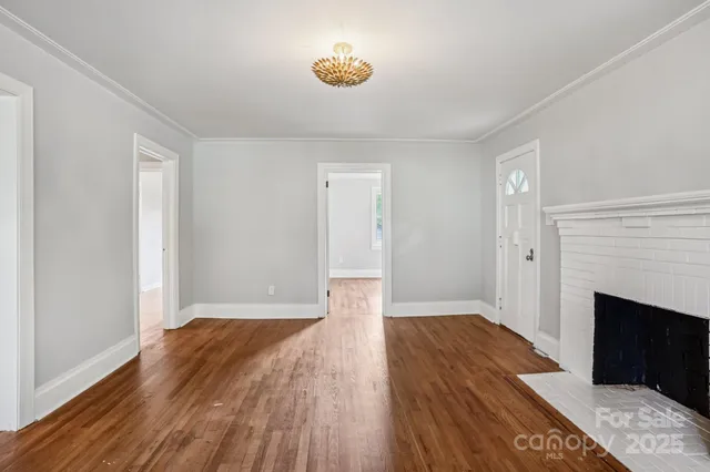 $279,900 | 301 East Lee Avenue, Bessemer City, NC 28016