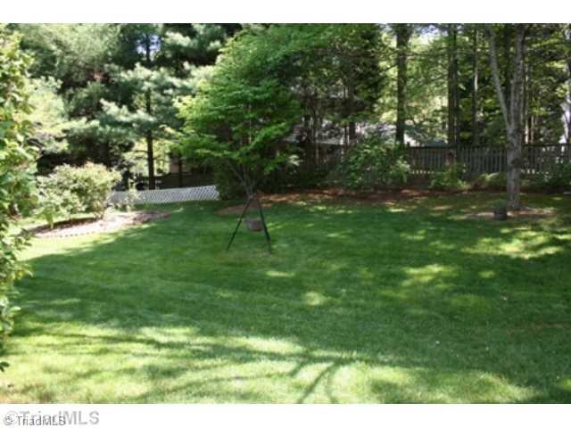 5108 Candlewick Road Greensboro, NC 27455 - Photo 16 of 16 Yard/Garden.