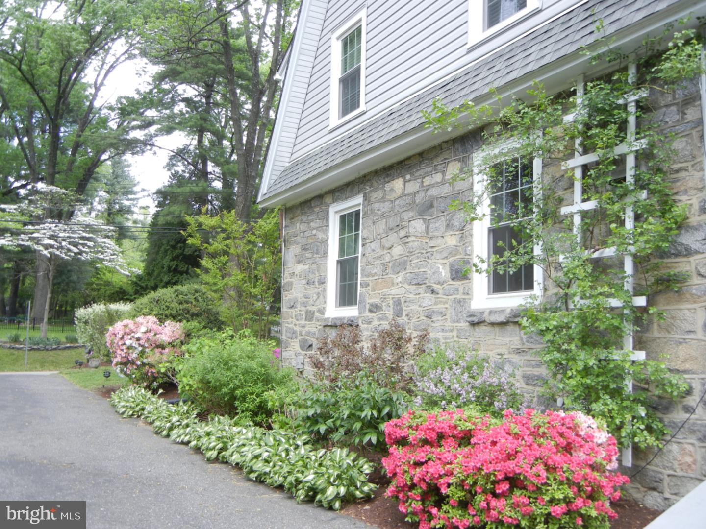206 Woodward Road Media, PA 19063 - Photo 8 of 25 Exterior Side