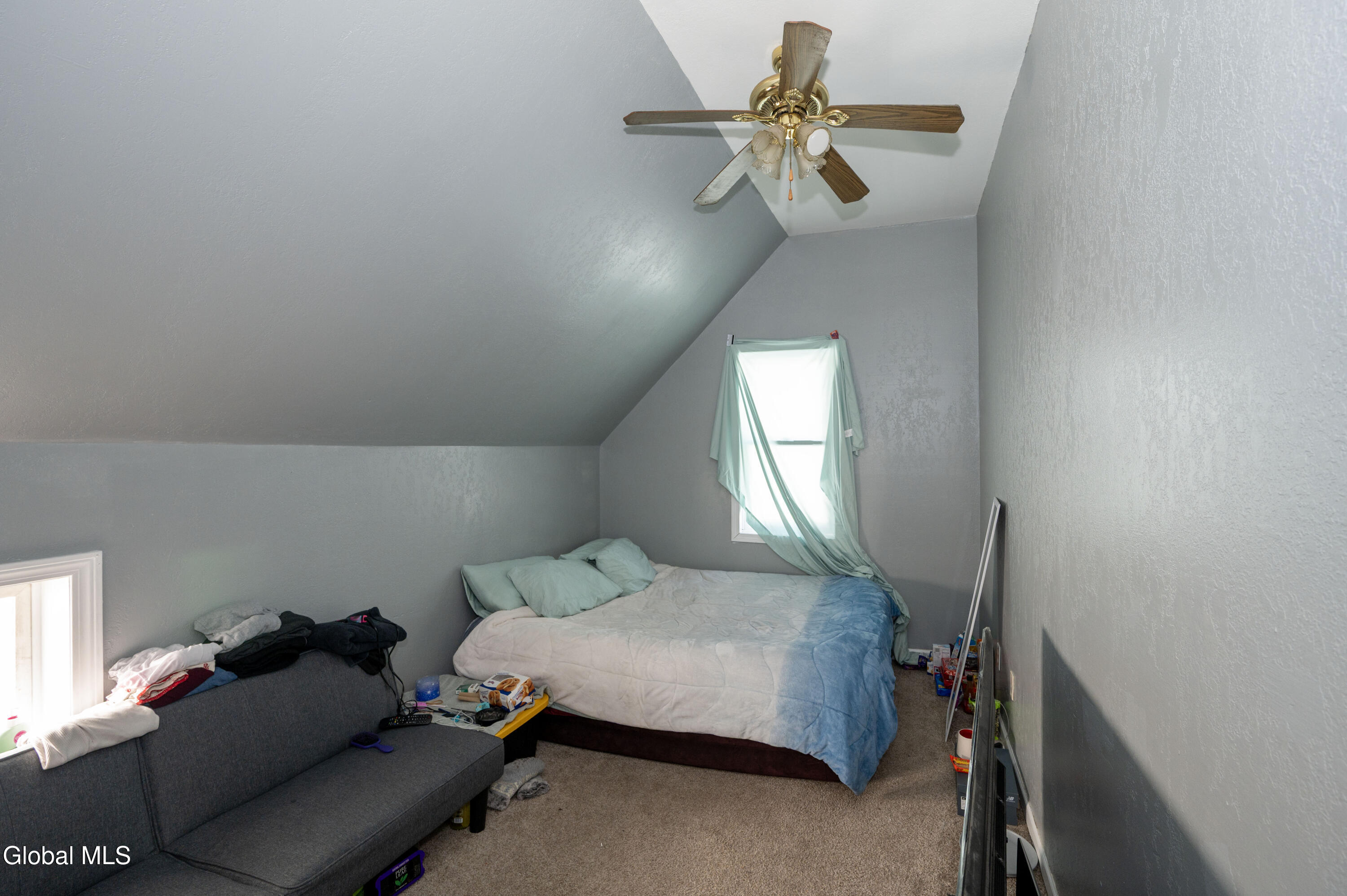 546 Paige Street Schenectady, NY 12307 - Photo 7 of 15 2nd fl 3rd bedroom