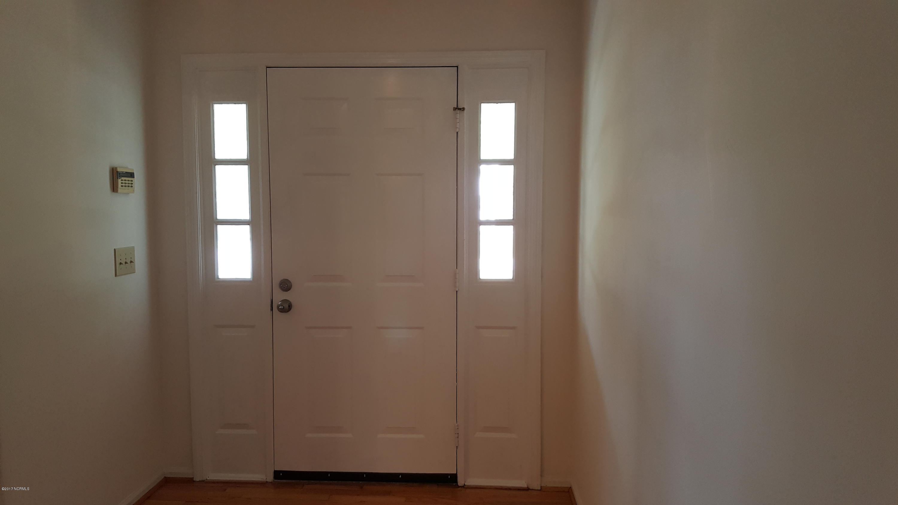 311 Hidden Valley Road Wilmington, NC 28409 - Photo 3 of 16 3