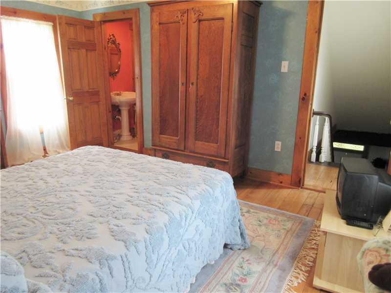 340 Winfield Road Cabot, PA 16023 - Photo 19 of 25 Bedroom.