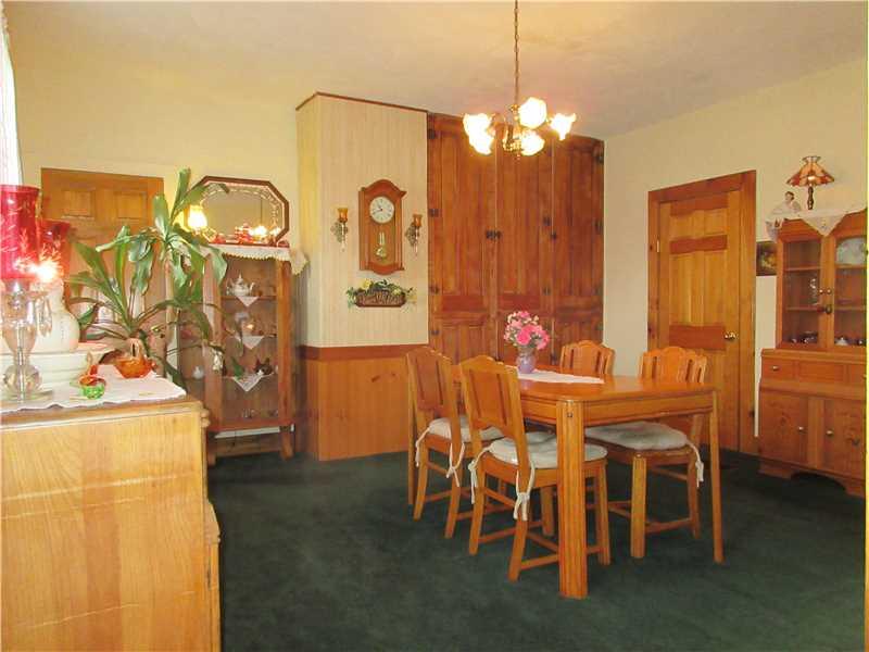 340 Winfield Road Cabot, PA 16023 - Photo 7 of 25 Dining Room.
