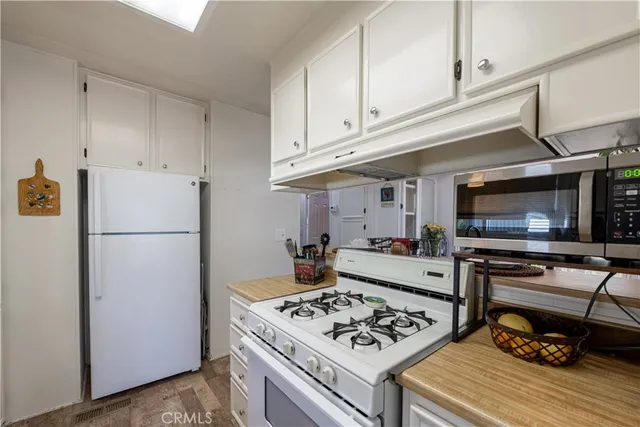 $225,000 | 123 Charla Court, Unit 123, Newbury Park, CA 91320