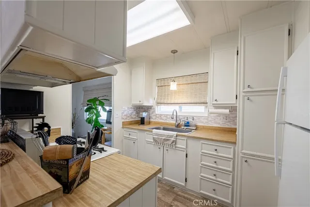 $225,000 | 123 Charla Court, Unit 123, Newbury Park, CA 91320