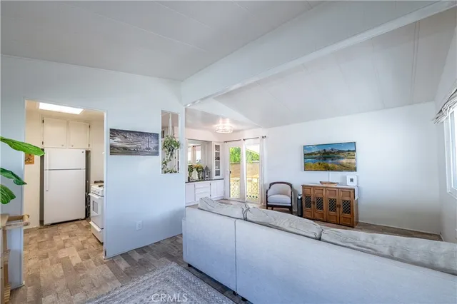 $225,000 | 123 Charla Court, Unit 123, Newbury Park, CA 91320