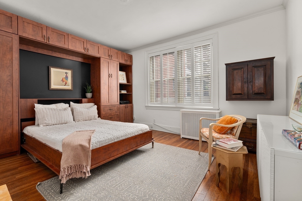 141 Beaconsfield Road, Unit 2 Brookline, MA 02445 - Photo 8 of 13 Gallery Image 8