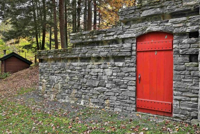 $4,850,000 | 476 Salt Ash Road, Plymouth, VT 05056