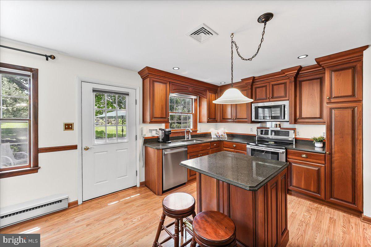 207 West Woodview Road West Grove, PA 19390 - Photo 16 of 34 Quartz counters
