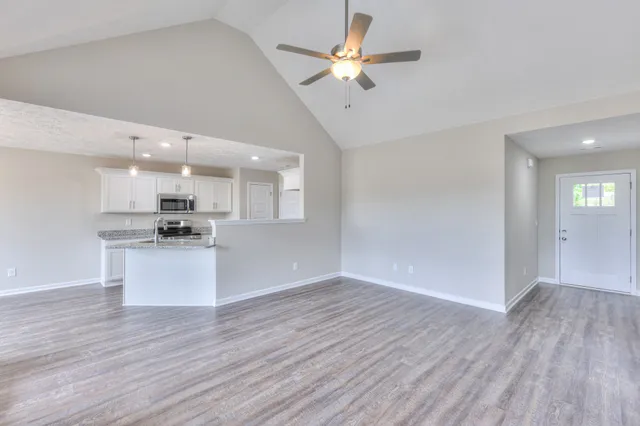 $306,900 | 2828 Old Alto Highway, Decherd, TN 37324