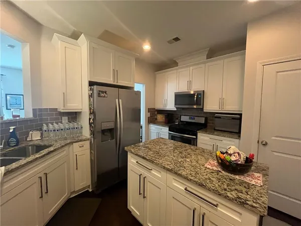 $2,500 | 5545 Bright Cross Way, Suwanee, GA 30024