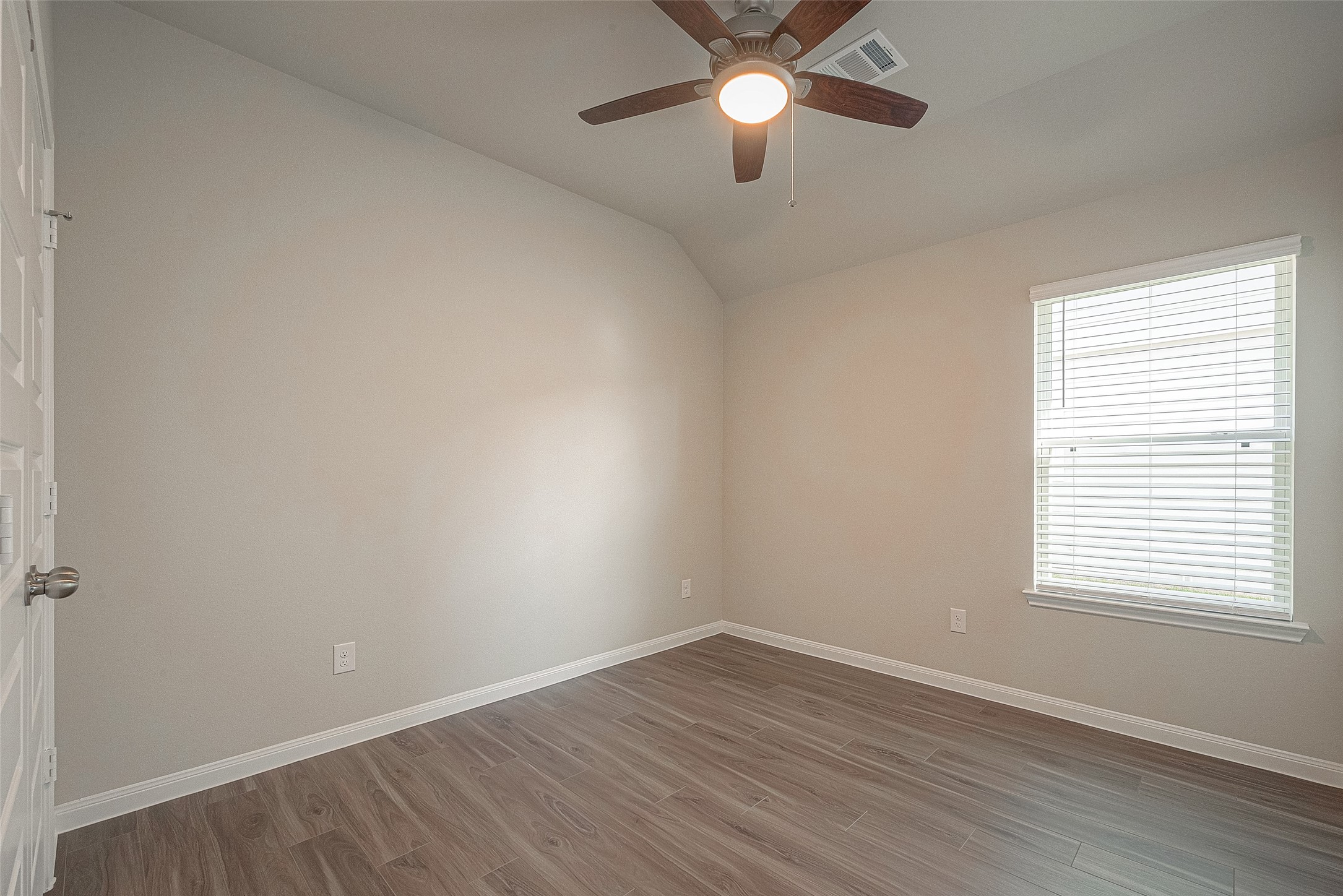 5318 Briana Dee Drive Rosharon, TX 77583 - Photo 24 of 37