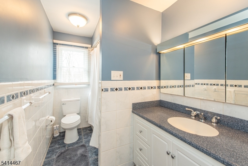 9 Nantes Road Parsippany, NJ 07054 - Photo 23 of 26