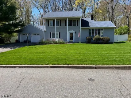 $825,000 | 9 Nantes Road, Parsippany, NJ 07054