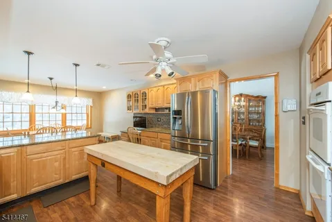 $825,000 | 9 Nantes Road, Parsippany, NJ 07054