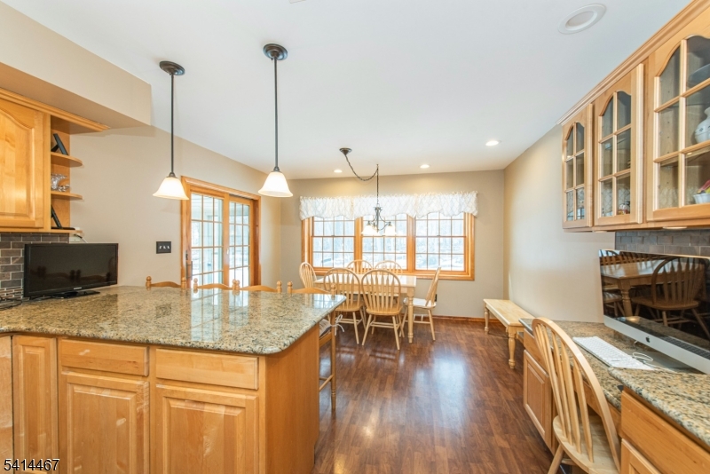 9 Nantes Road Parsippany, NJ 07054 - Photo 9 of 26