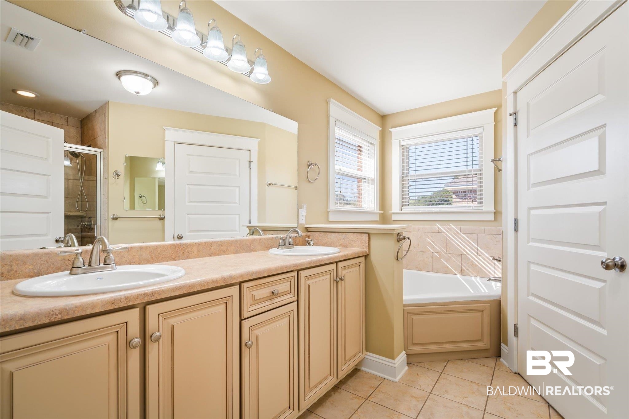 9953 Bridgewater Drive Theodore, AL 36582 - Photo 13 of 22