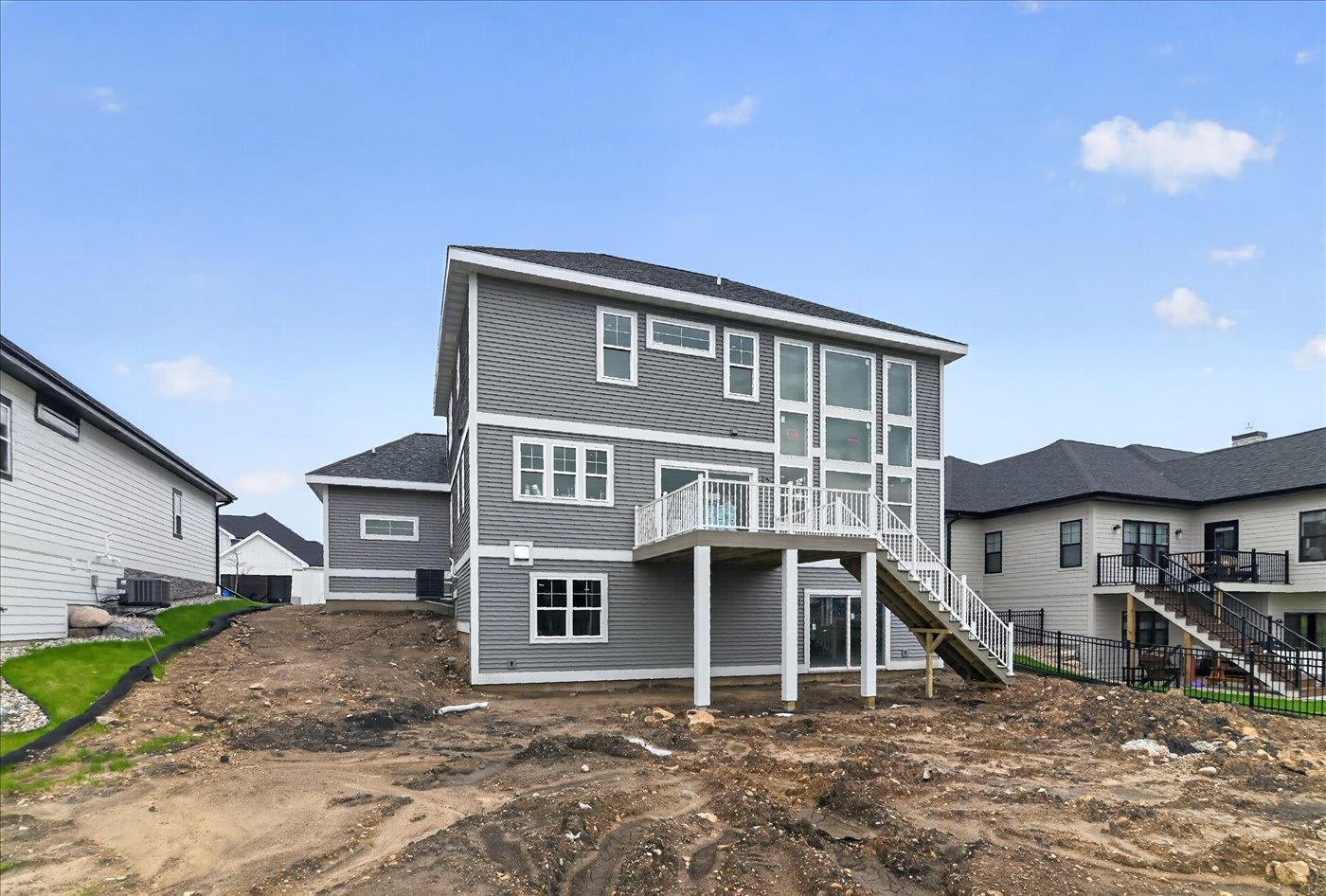 906 Travis Larson Waunakee, WI 53597 - Photo 3 of 11