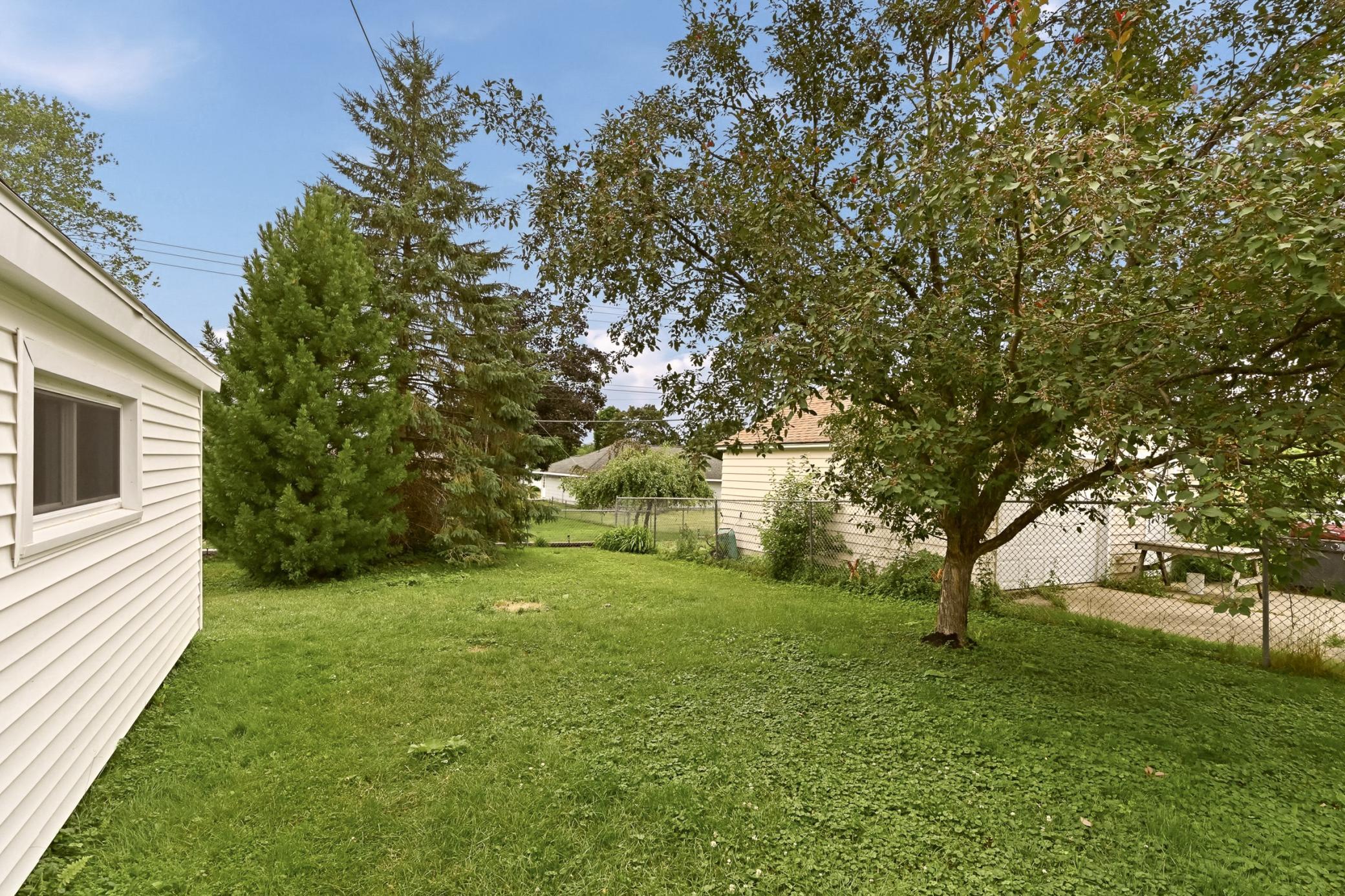 1417 12th Avenue Northeast Rochester, MN 55906 - Photo 23 of 26