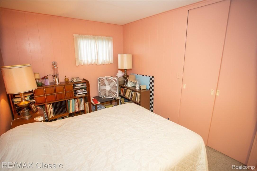17888 Beck Road Northville, MI 48168 - Photo 26 of 31 SECOND BEDROOM