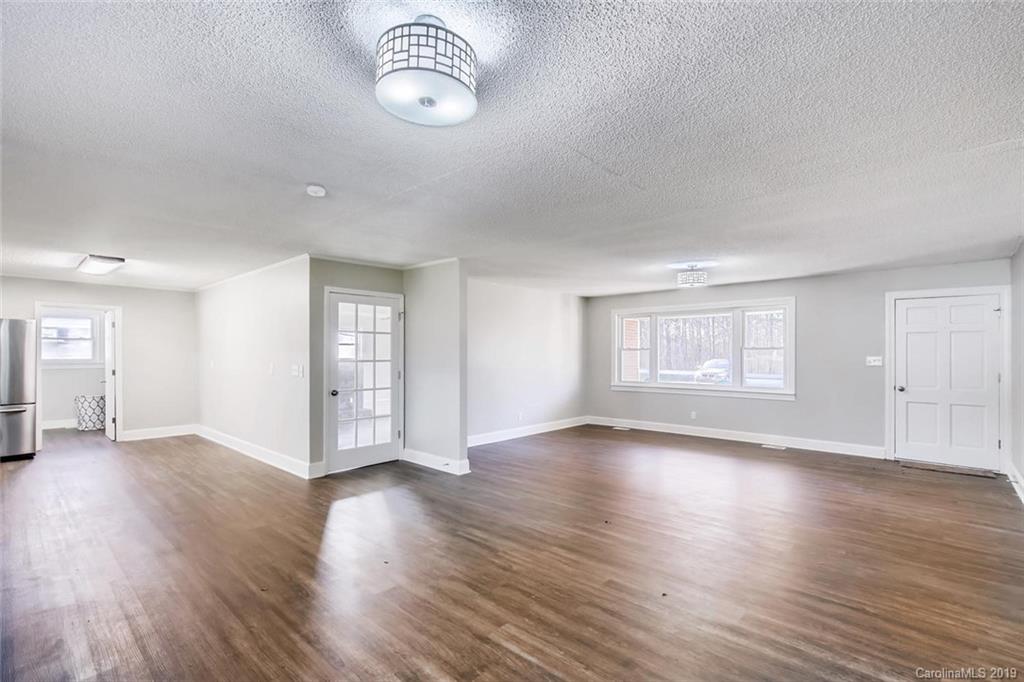 5925 Roberta Road Harrisburg, NC 28075 - Photo 10 of 29 Gallery Image 10
