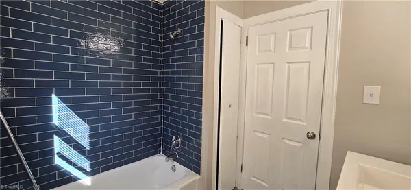 $1,100 | 2912 Woodleigh Street, Unit 2, Winston-Salem, NC 27127