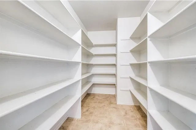 $2,300 | 6930 Misty Meadow Lane, Arlington, TX 76002