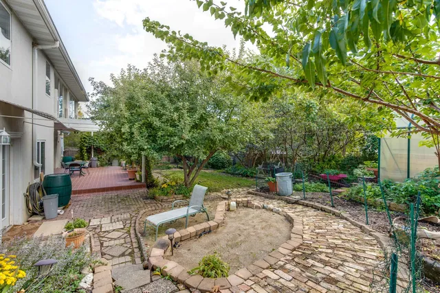 $420,000 | 630 Whitney Avenue, Winthrop Harbor, IL 60096