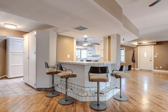 $420,000 | 630 Whitney Avenue, Winthrop Harbor, IL 60096