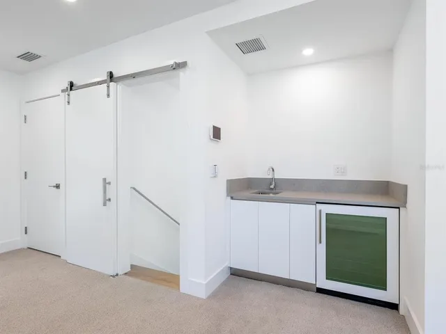 $3,450,000 | 2624 Mulberry Terrace, Sarasota, FL 34239