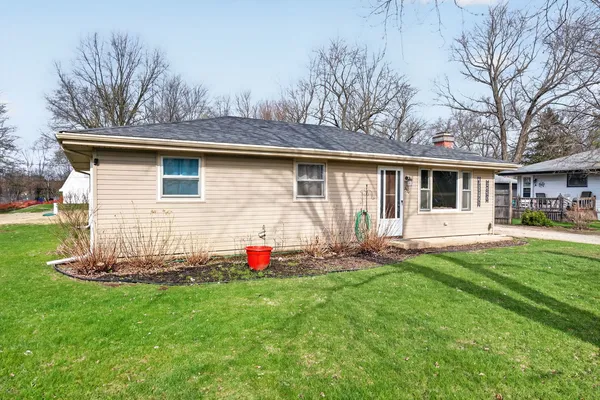 a front view of house with yard