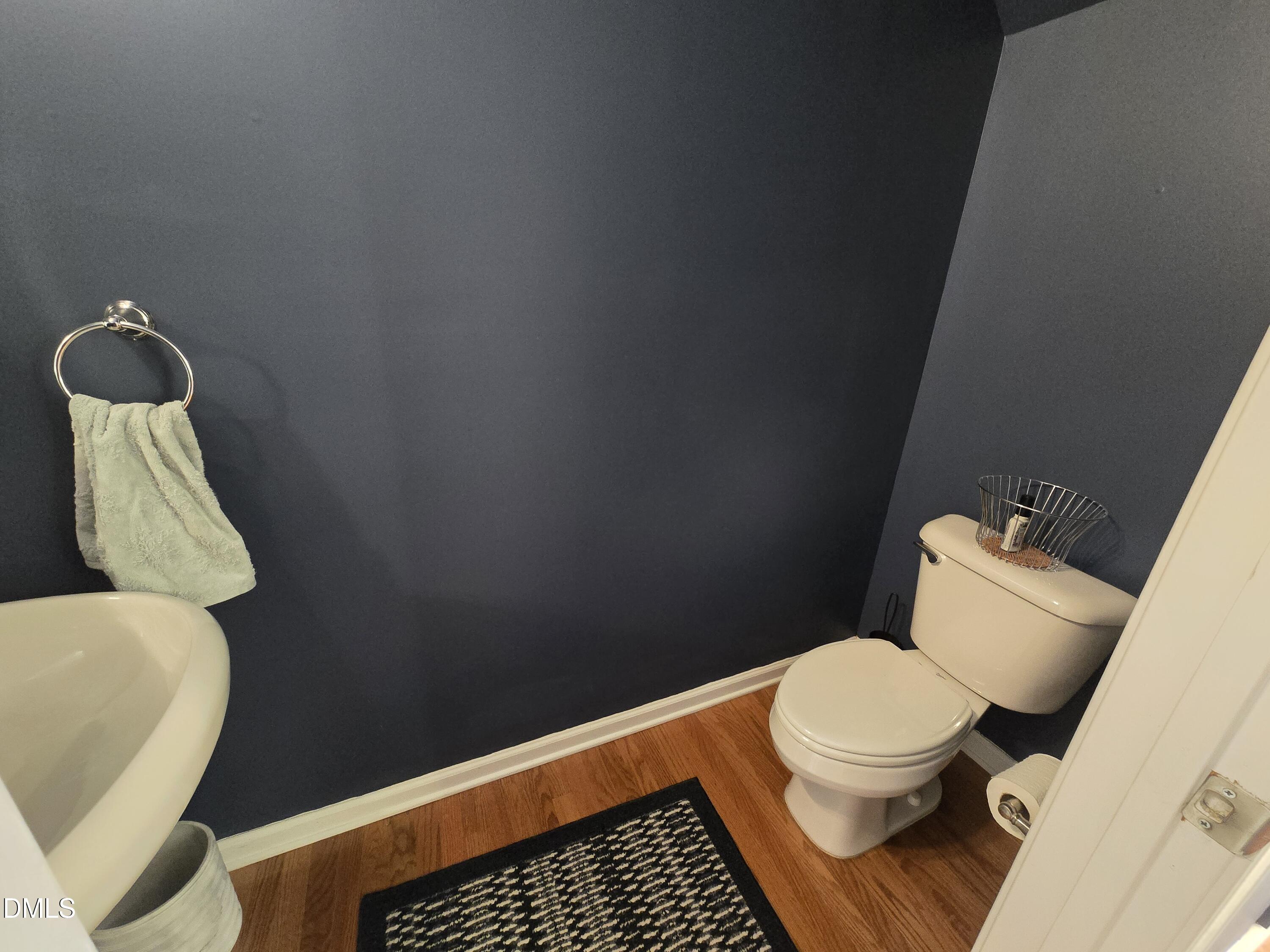202 Storemont Way Apex, NC 27539 - Photo 14 of 26 20251201_150731