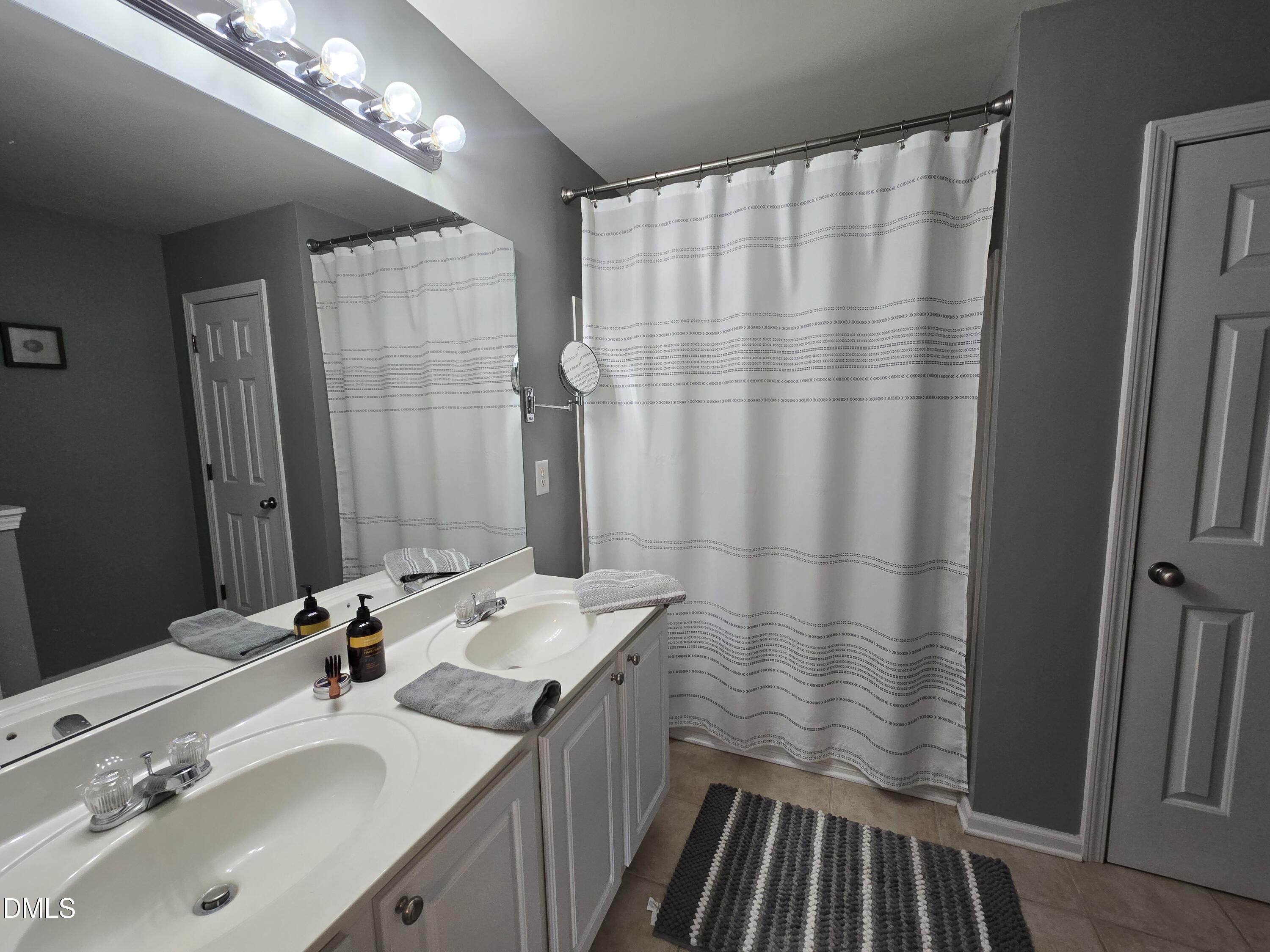 202 Storemont Way Apex, NC 27539 - Photo 17 of 26 20251201_150931