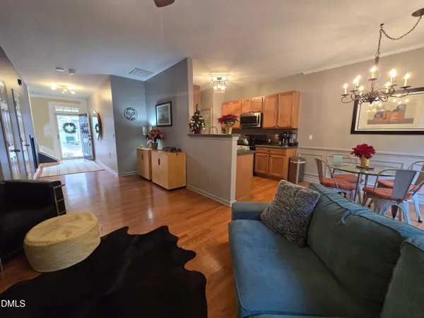 $2,100 | 202 Storemont Way, Apex, NC 27539
