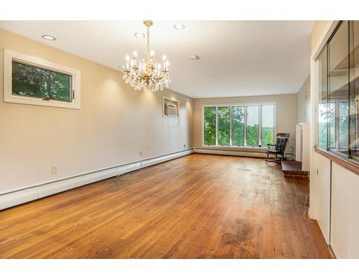 360 River Road Tewksbury, MA 01876 - Photo 6 of 30 Gallery Image 6