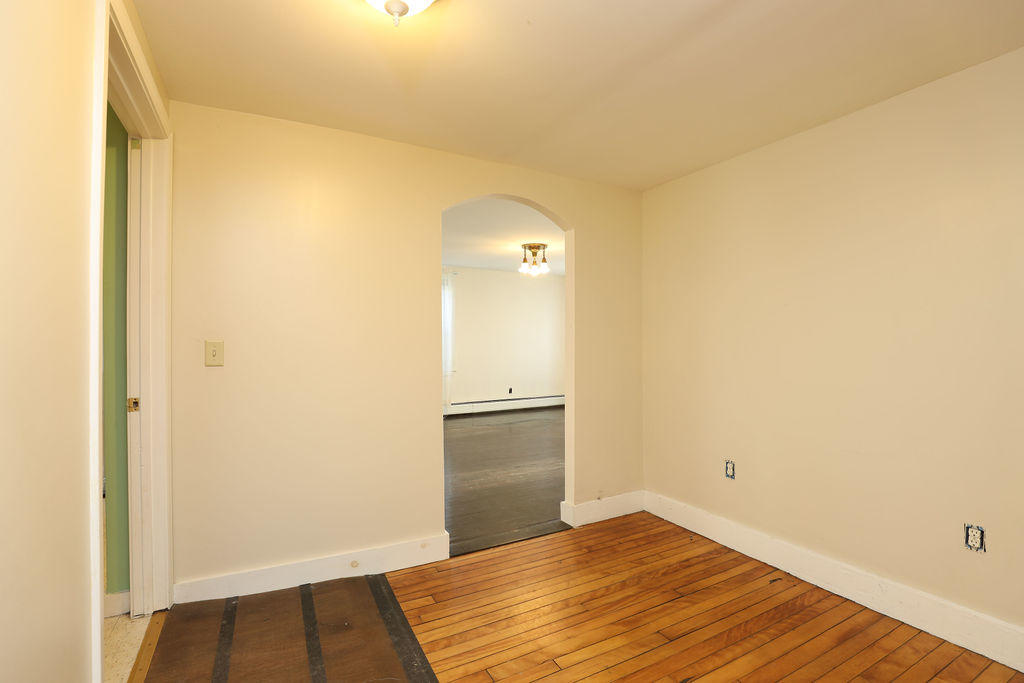 49 Middle Street Augusta, ME 04330 - Photo 8 of 27 508A4009