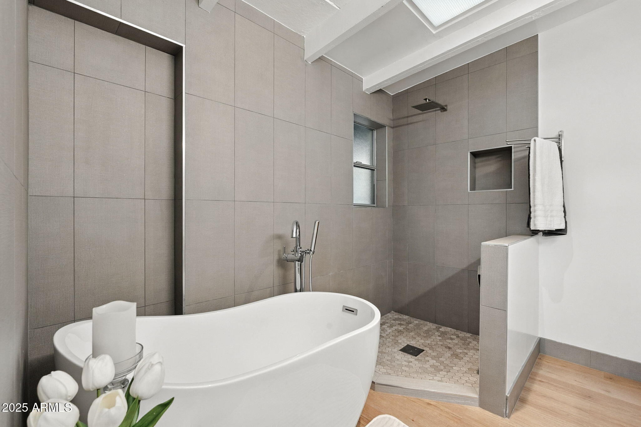 5809 North 10th Place Phoenix, AZ 85014 - Photo 27 of 81 38-web-or-mls-10th-38