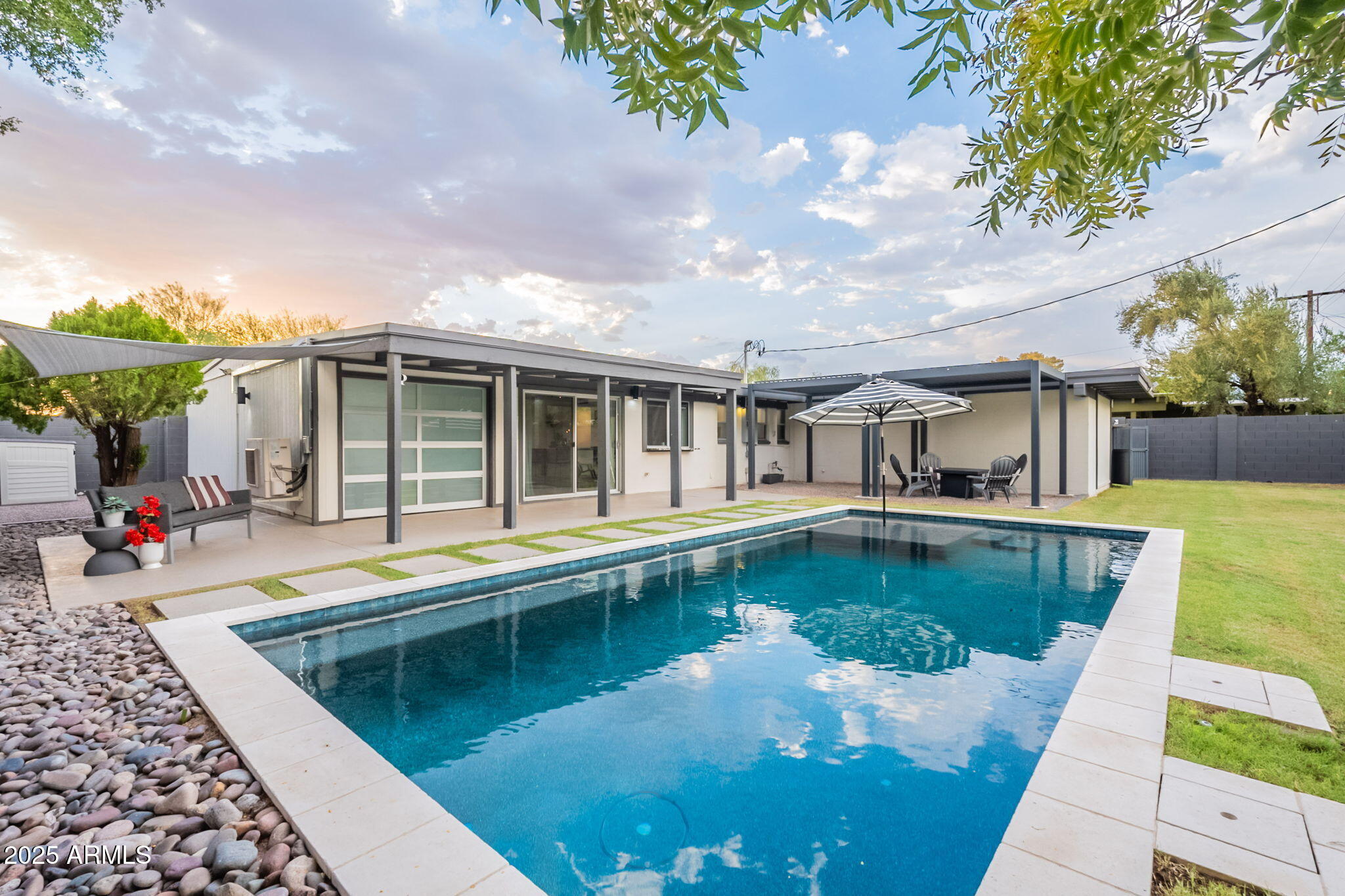 5809 North 10th Place Phoenix, AZ 85014 - Photo 3 of 81 Sparkling Pool & Backyard