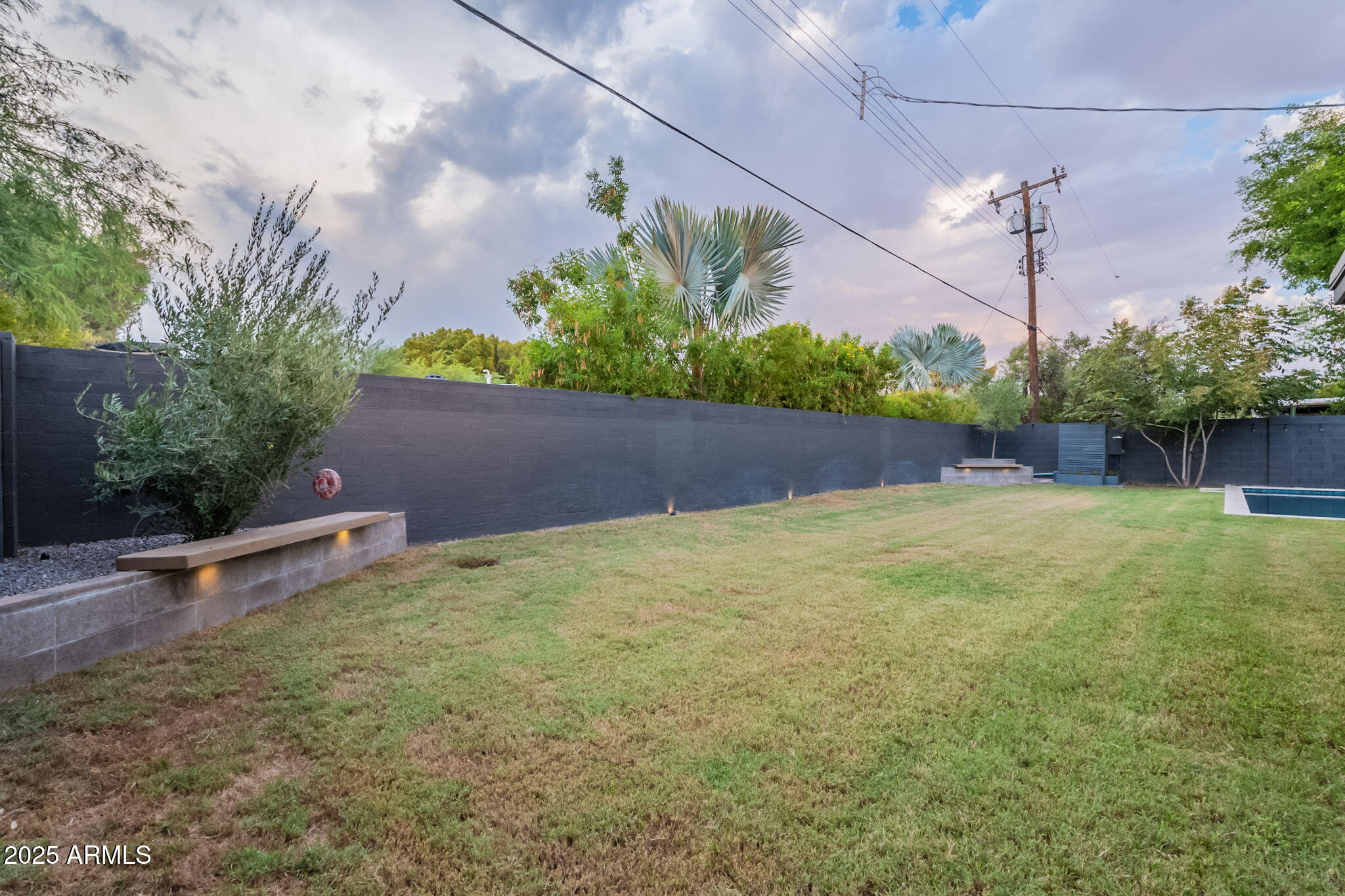 5809 North 10th Place Phoenix, AZ 85014 - Photo 58 of 81 Large Back yard