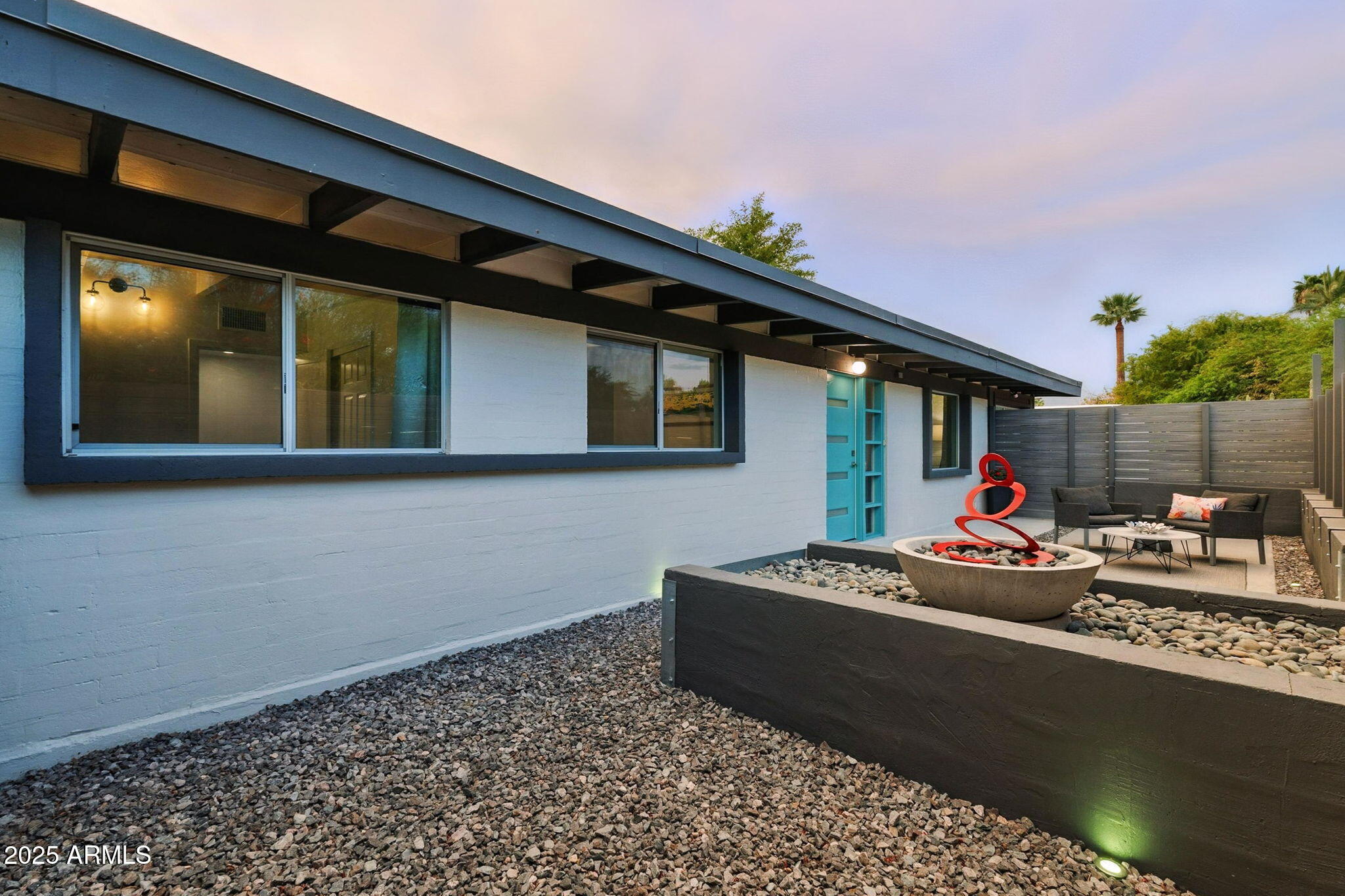 5809 North 10th Place Phoenix, AZ 85014 - Photo 60 of 81 Entry Way courtyard