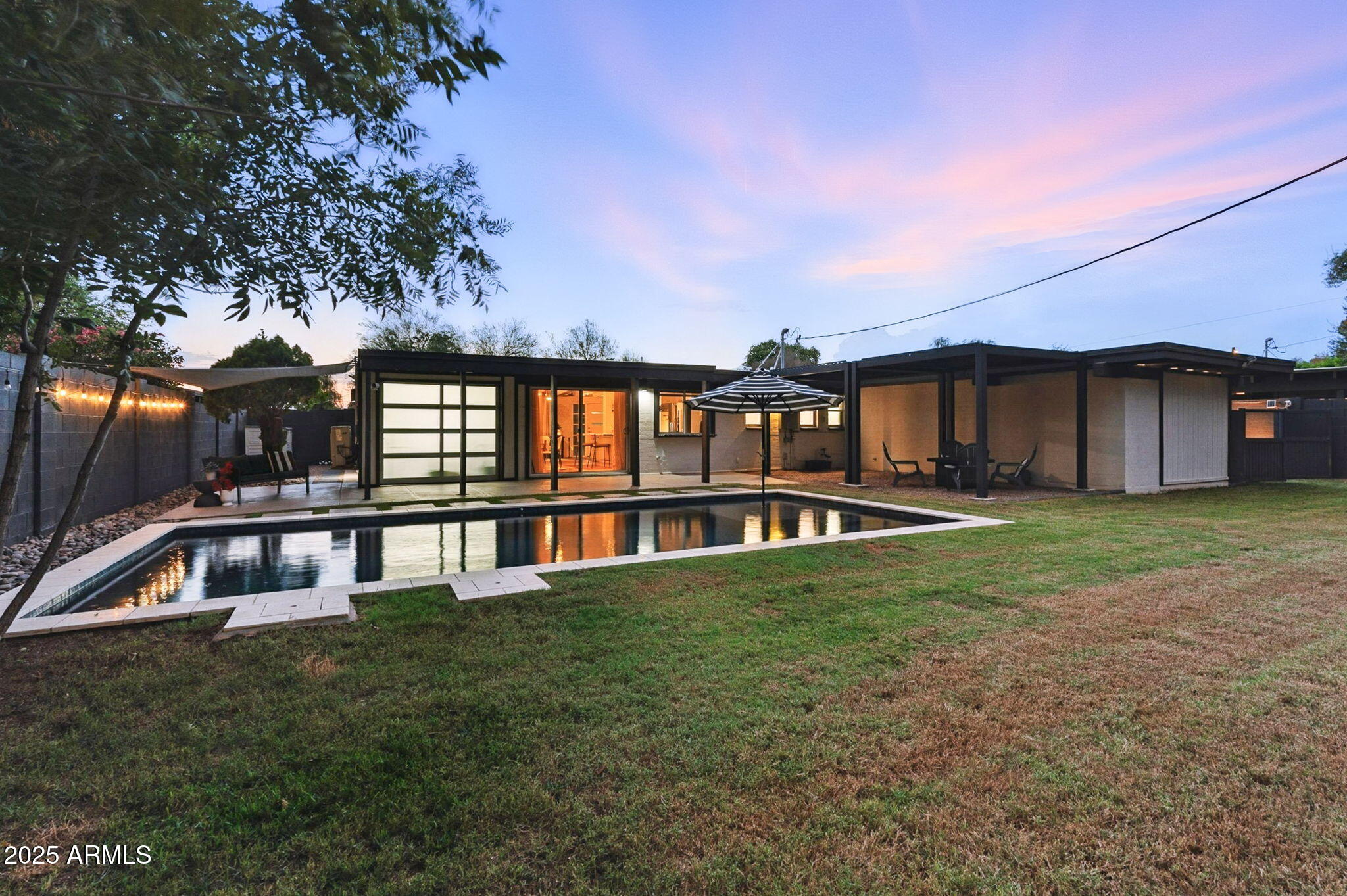 5809 North 10th Place Phoenix, AZ 85014 - Photo 67 of 81 a view of house with yard and porch