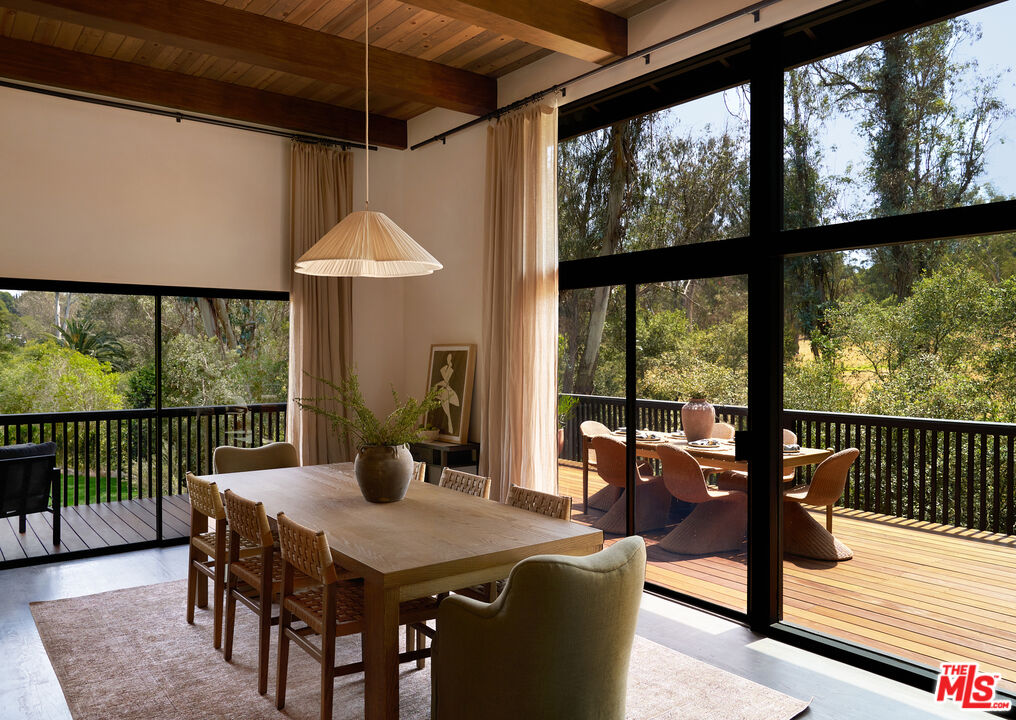921 El Rancho Road Santa Barbara, CA 93108 - Photo 4 of 33